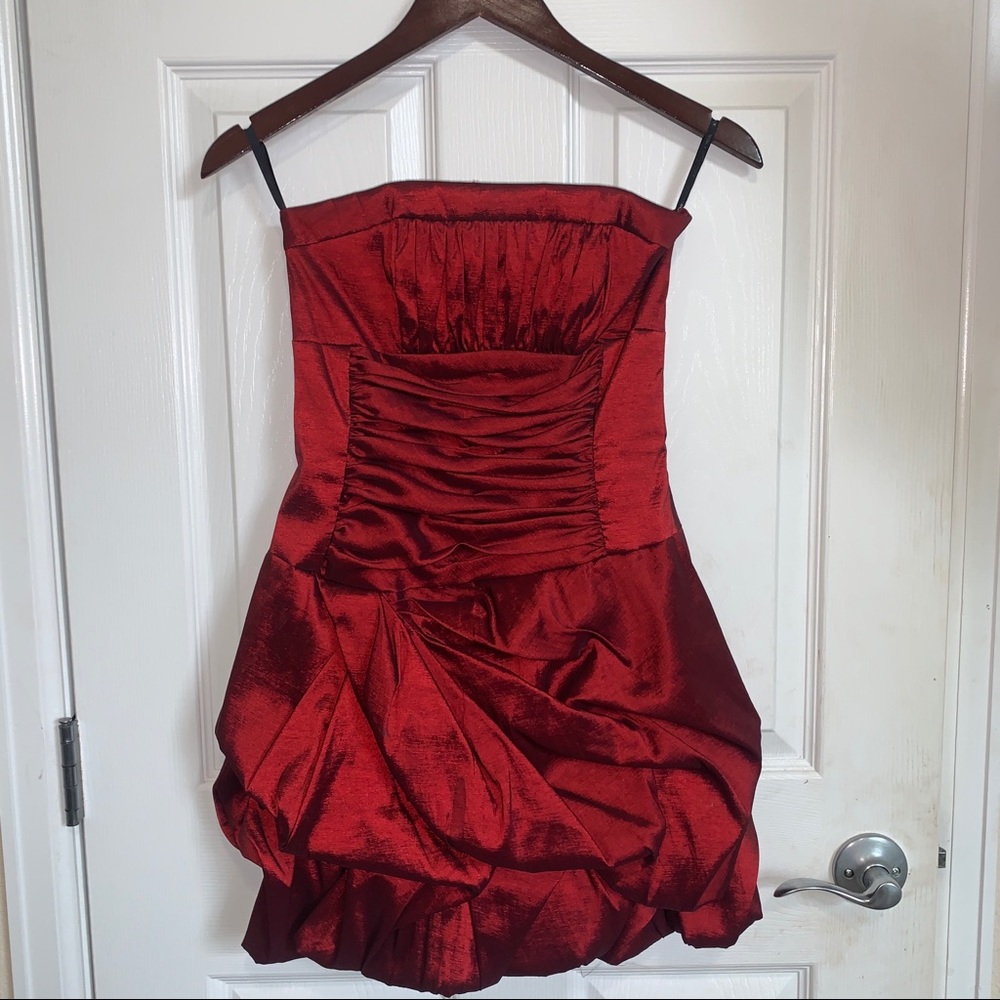 Jessica McClintock Strapless Elegant Red Dress